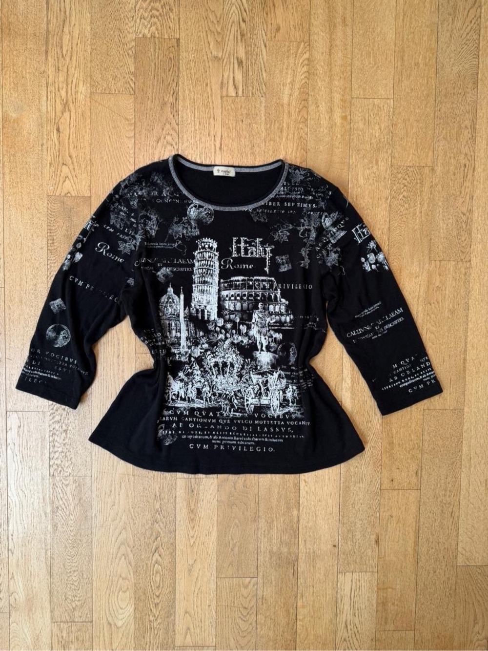 Black Rome Graphic Scoop Neck Women’s Top